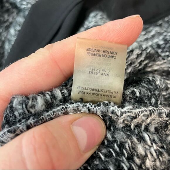 Calvin Klein GRAY MELANGE LEATHER Shoulder SWEATER  SIZE L - Picture 10 of 11